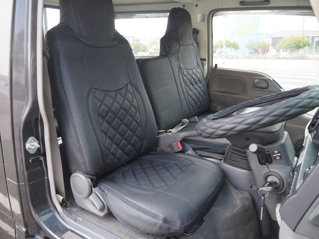 ISUZU ELF 2010 Image 31