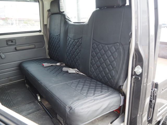 ISUZU ELF 2010 Image 31