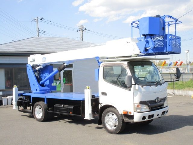 HINO DUTRO 2016 Image 31