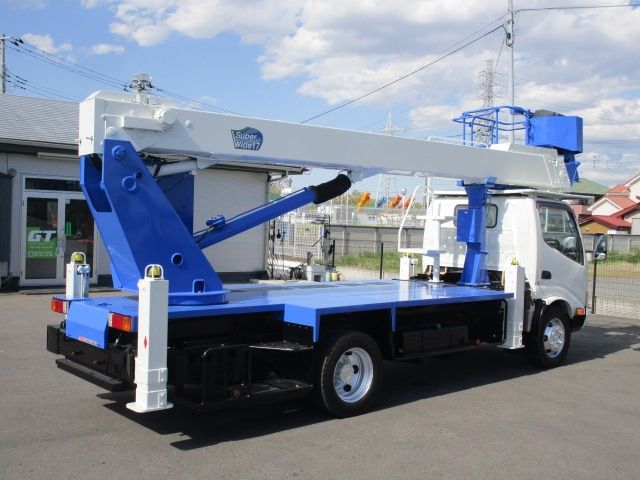 HINO DUTRO 2016 Image 31