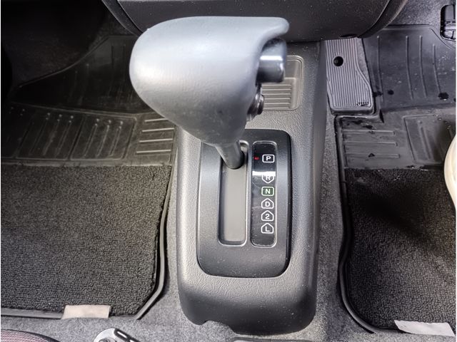 MITSUBISHI PAJERO MINI 4WD 2012 Image 31