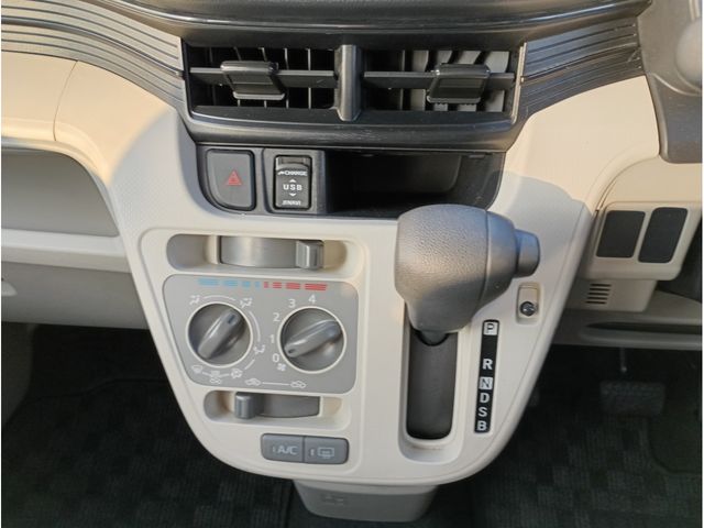 DAIHATSU MOVE 2018 Image 31