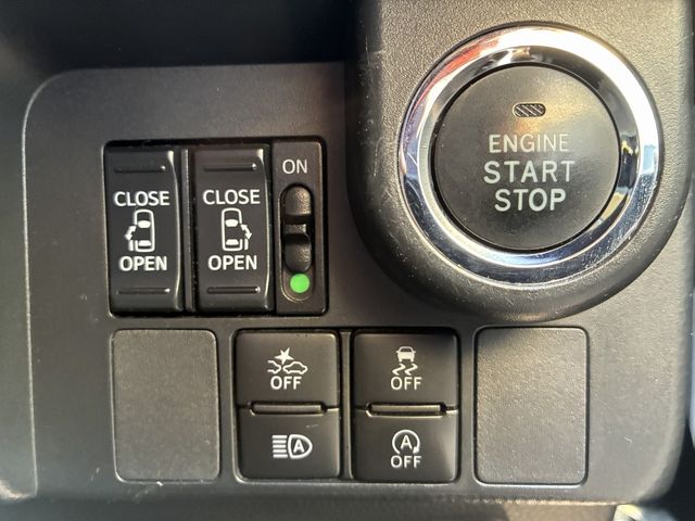 TOYOTA TANK 2018 Image 31