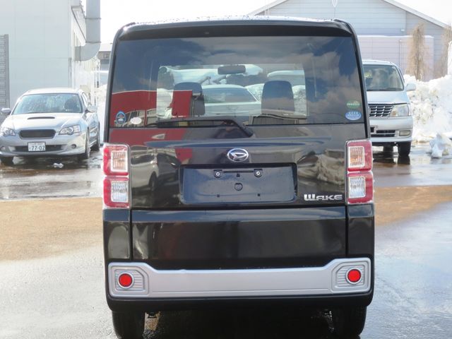 DAIHATSU WAKE 4WD 2015 Image 31
