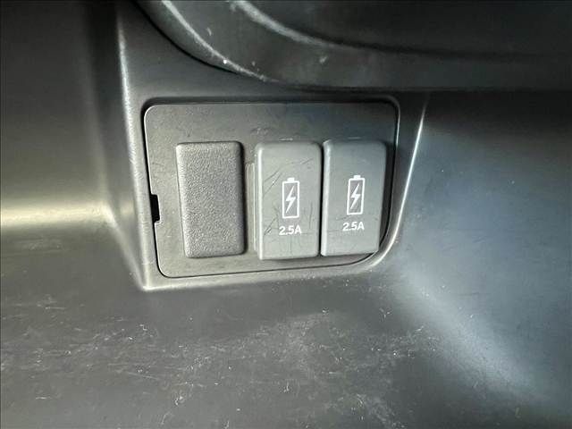 HONDA N BOX CUSTOM 2017 Image 31