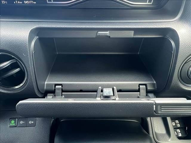 HONDA N BOX CUSTOM 2017 Image 31