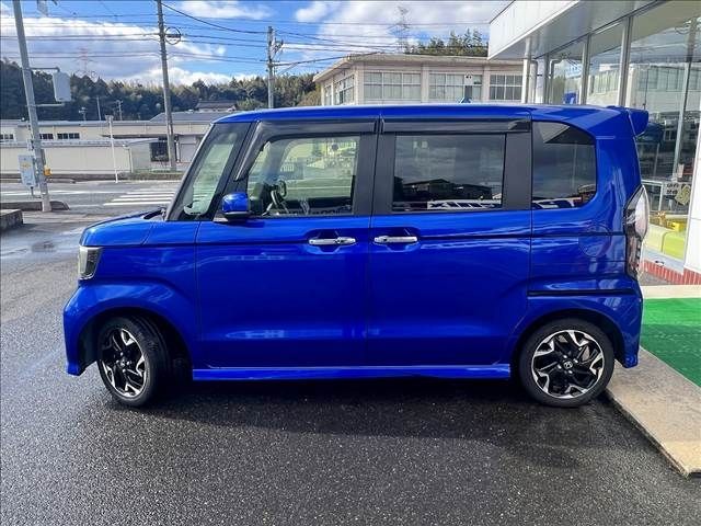 HONDA N BOX CUSTOM 2017 Image 31