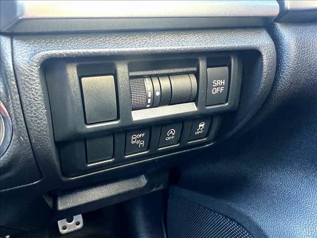 SUBARU XV 2017 Image 31