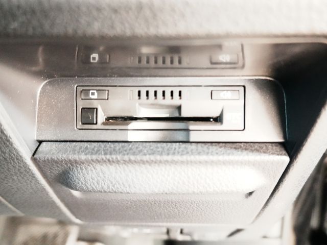 TOYOTA VOXY HYBRID 2021 Image 31