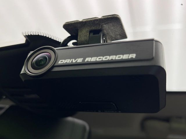 NISSAN NOTE 2017 Image 31