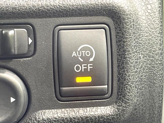 NISSAN NOTE 2013 Image 31