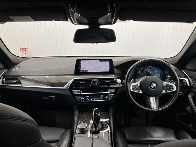 BMW 5SERIES TOURING 2020 Image 31