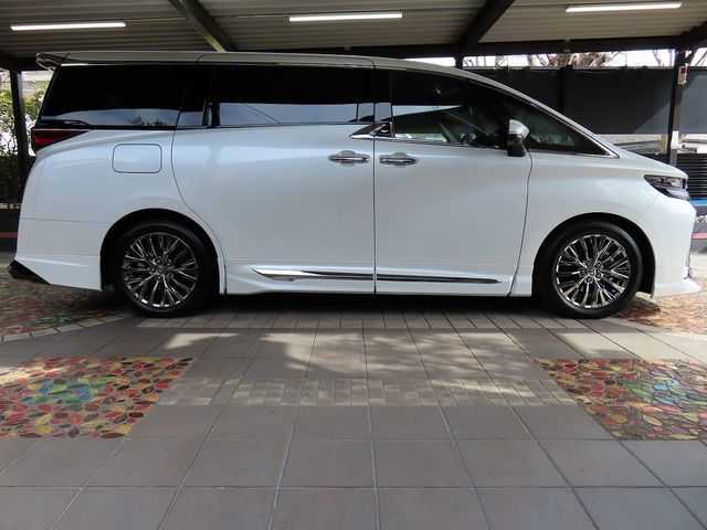 TOYOTA VELLFIRE  HYBRID 4WD 2025 Image 31
