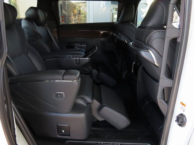 TOYOTA VELLFIRE  HYBRID 4WD 2025 Image 31