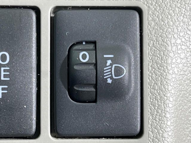 TOYOTA PIXIS EPOCH 2013 Image 31