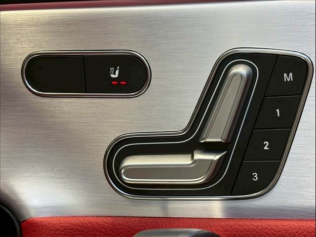 MERCEDES BENZ MERCEDES AMG ACLASS 2019 Image 31