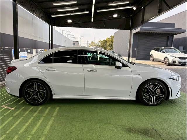 MERCEDES BENZ MERCEDES AMG ACLASS 2019 Image 31