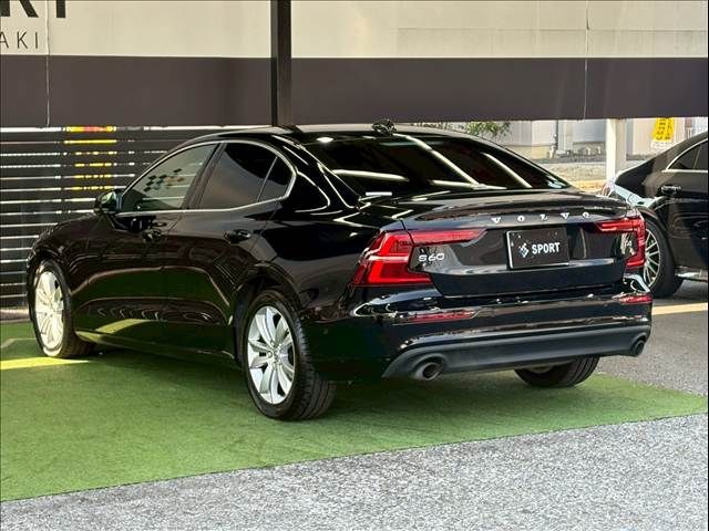 VOLVO S60 2019 Image 31