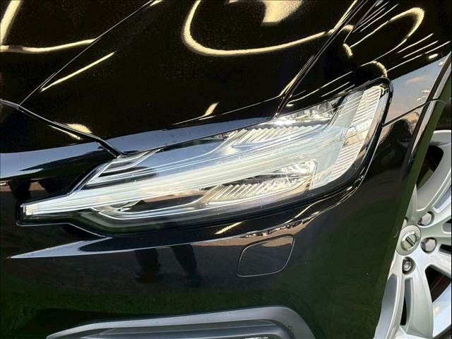 VOLVO S60 2019 Image 31