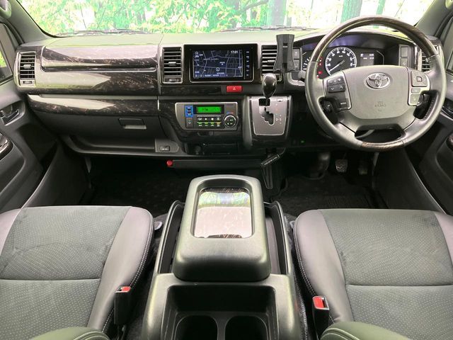 TOYOTA HIACE VAN 4WD 2022 Image 31