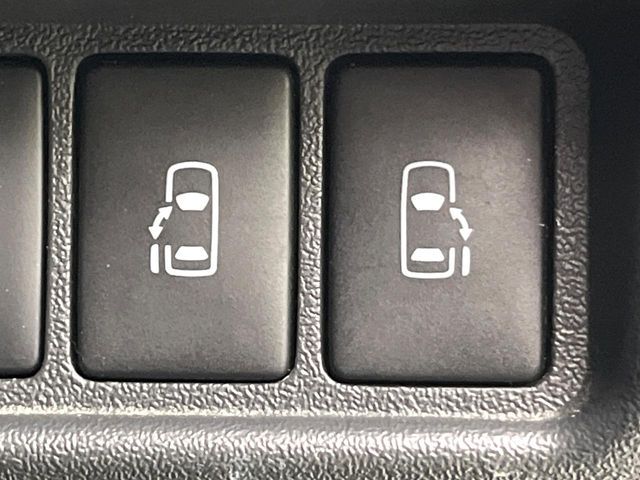 TOYOTA HIACE VAN 4WD 2022 Image 31