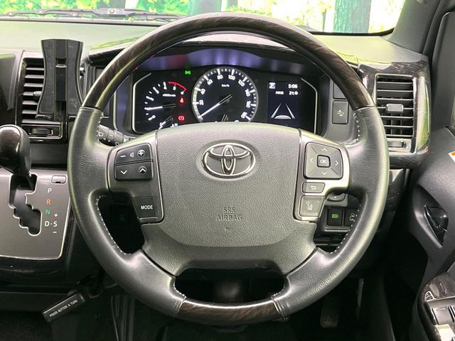 TOYOTA HIACE VAN 4WD 2022 Image 31