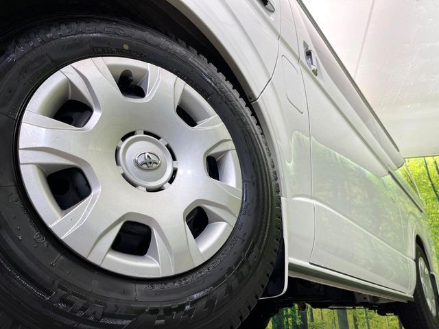 TOYOTA HIACE VAN 4WD 2022 Image 31