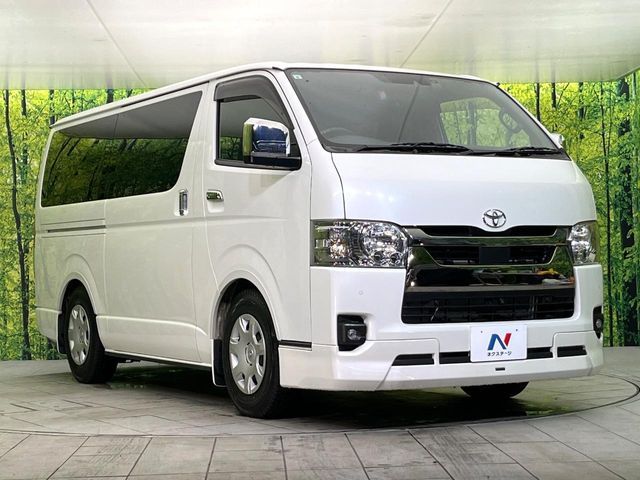 TOYOTA HIACE VAN 4WD 2022 Image 31