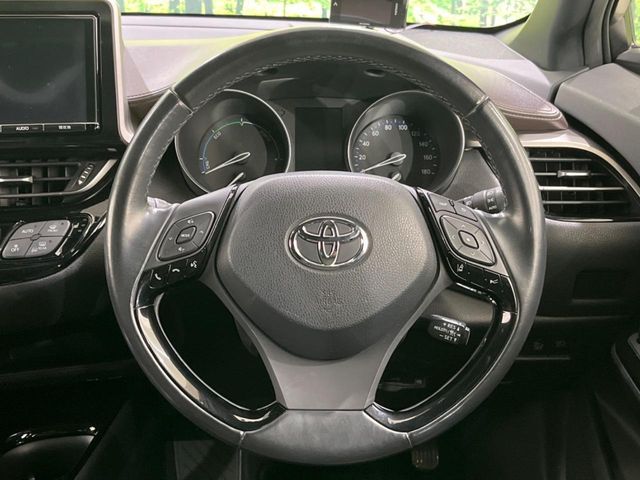 TOYOTA C-HR 2017 Image 31