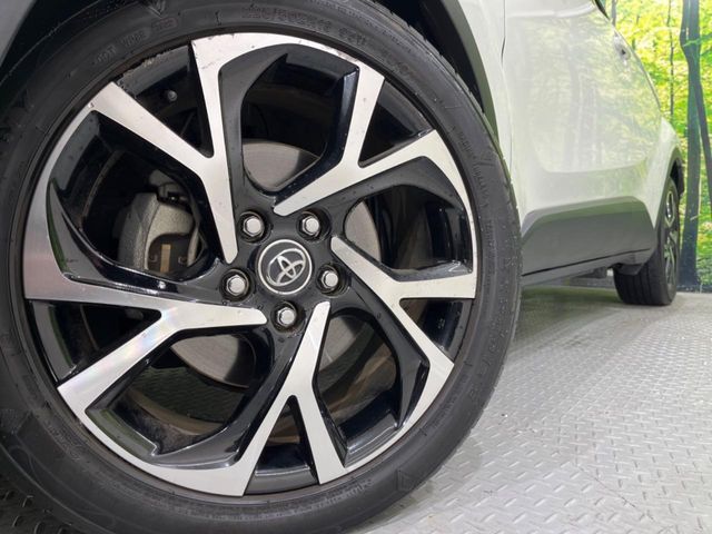 TOYOTA C-HR 2017 Image 31