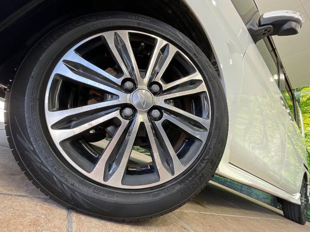 DAIHATSU TANTO CUSTOM 2014 Image 31