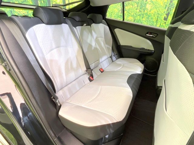 TOYOTA PRIUS 2016 Image 31