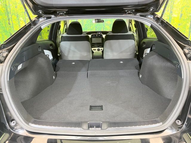 TOYOTA PRIUS 2016 Image 31