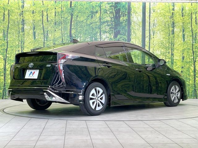 TOYOTA PRIUS 2016 Image 31