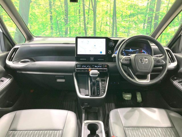 TOYOTA NOAH HYBRID 2024 Image 31