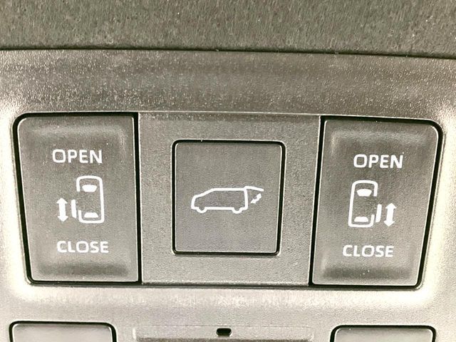 TOYOTA NOAH HYBRID 2024 Image 31