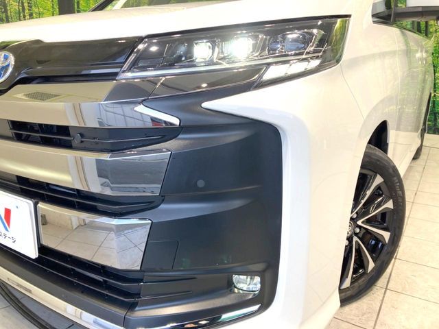 TOYOTA NOAH HYBRID 2024 Image 31