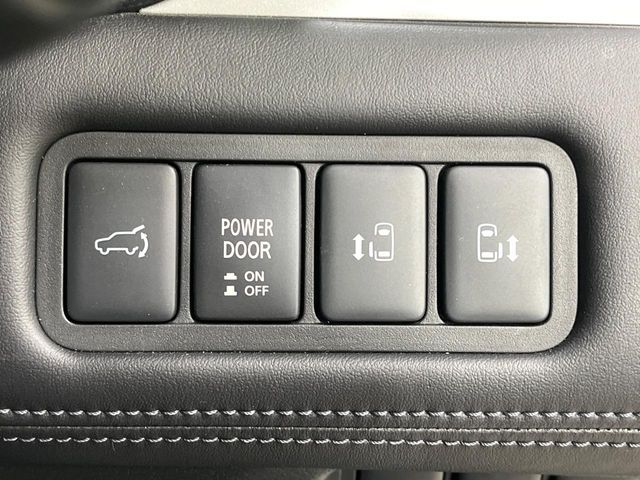 MITSUBISHI DELICA D:5 4WD 2024 Image 31