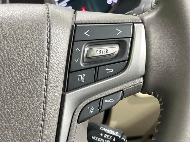 TOYOTA LANDCRUISER PRADO 2023 Image 31