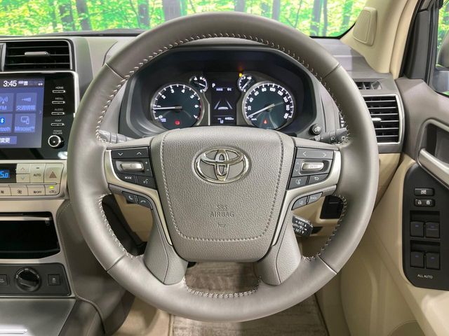 TOYOTA LANDCRUISER PRADO 2023 Image 31