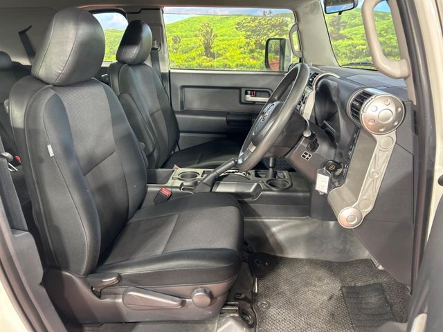 TOYOTA FJ CRUISER 4WD 2015 Image 31