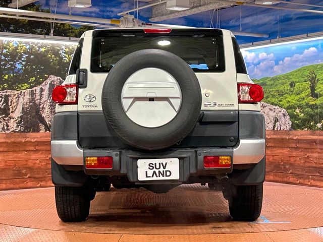 TOYOTA FJ CRUISER 4WD 2015 Image 31