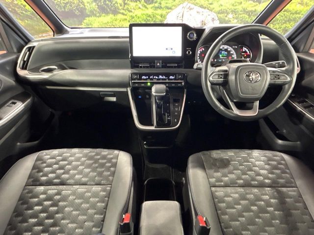TOYOTA VOXY 2023 Image 31