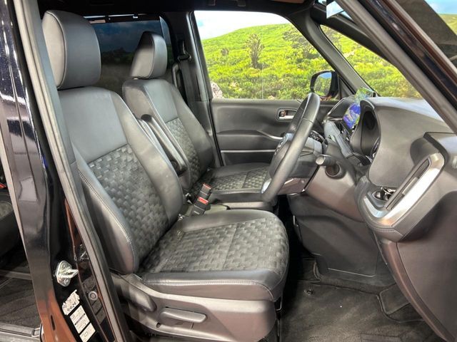 TOYOTA VOXY 2023 Image 31