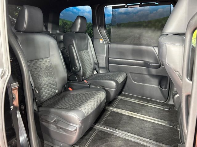 TOYOTA VOXY 2023 Image 31