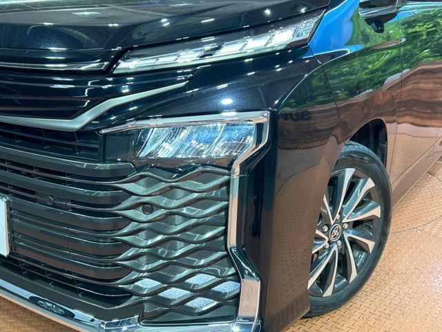 TOYOTA VOXY 2023 Image 31