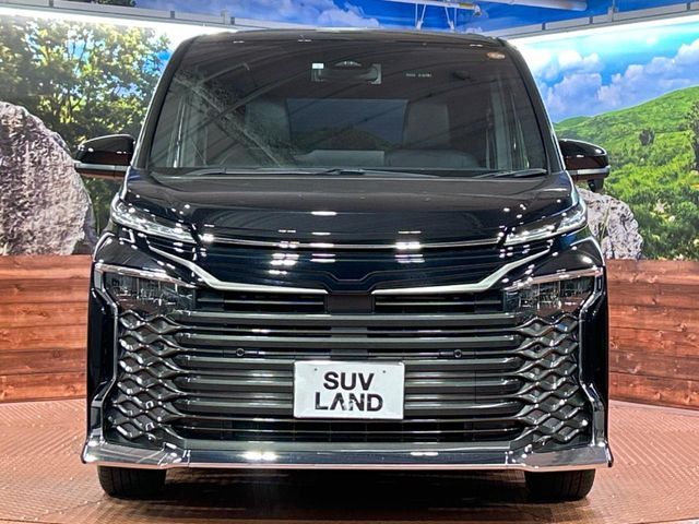 TOYOTA VOXY 2023 Image 31