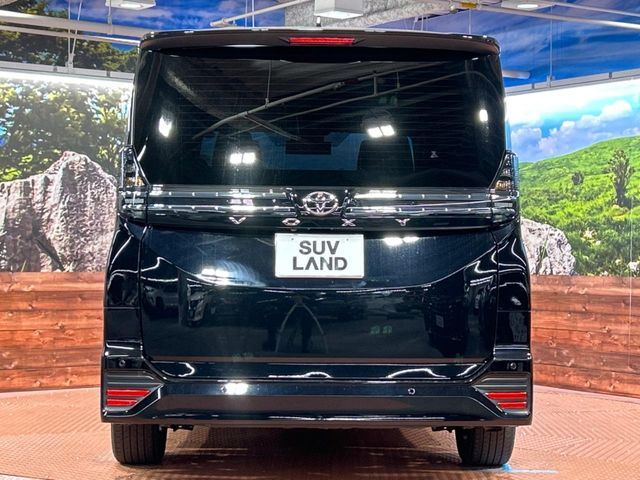 TOYOTA VOXY 2023 Image 31