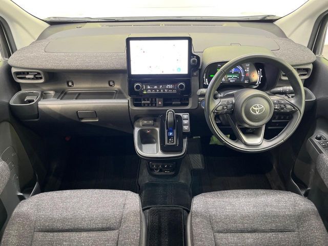 TOYOTA SIENTA HYBRID 2023 Image 31