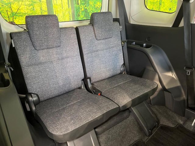 TOYOTA SIENTA HYBRID 2023 Image 31